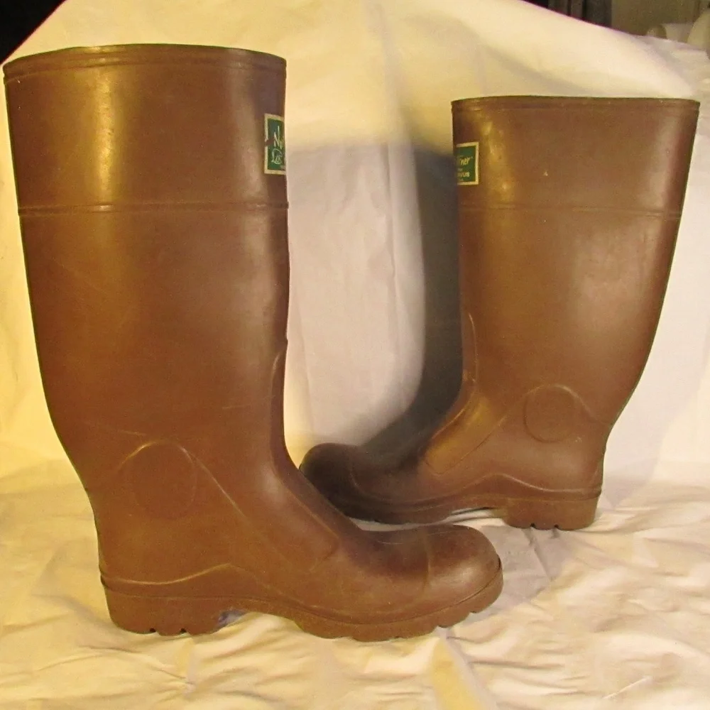 Northerner boots by Servus